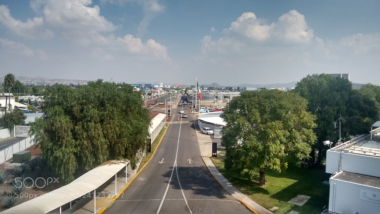 Motorola Moto G (2nd Gen) sample photo. Road trip photography