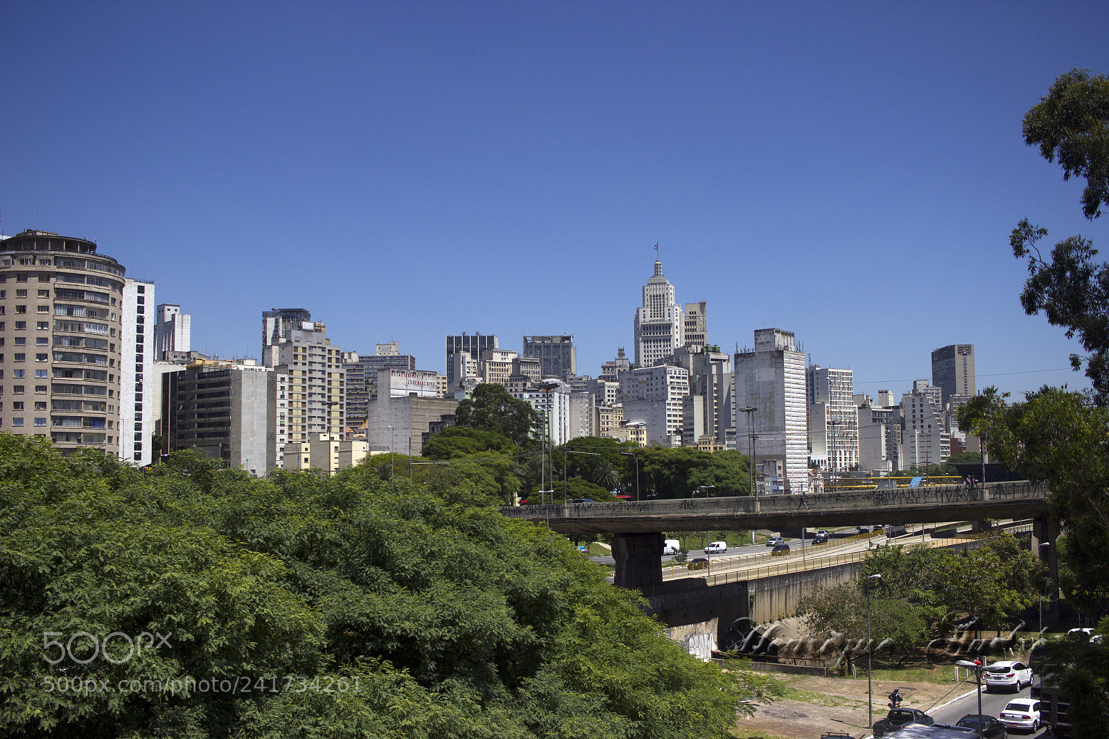 Canon EOS 600D (Rebel EOS T3i / EOS Kiss X5) sample photo. Cidade photography