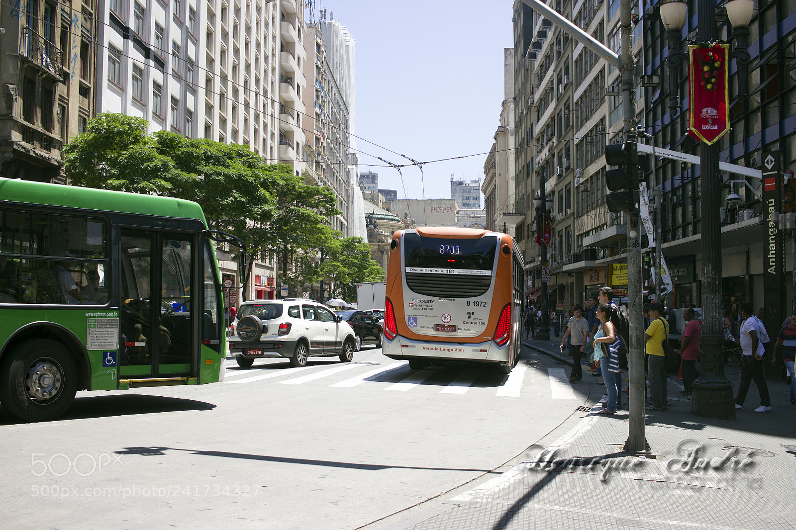 Canon EOS 600D (Rebel EOS T3i / EOS Kiss X5) sample photo. Cidade photography