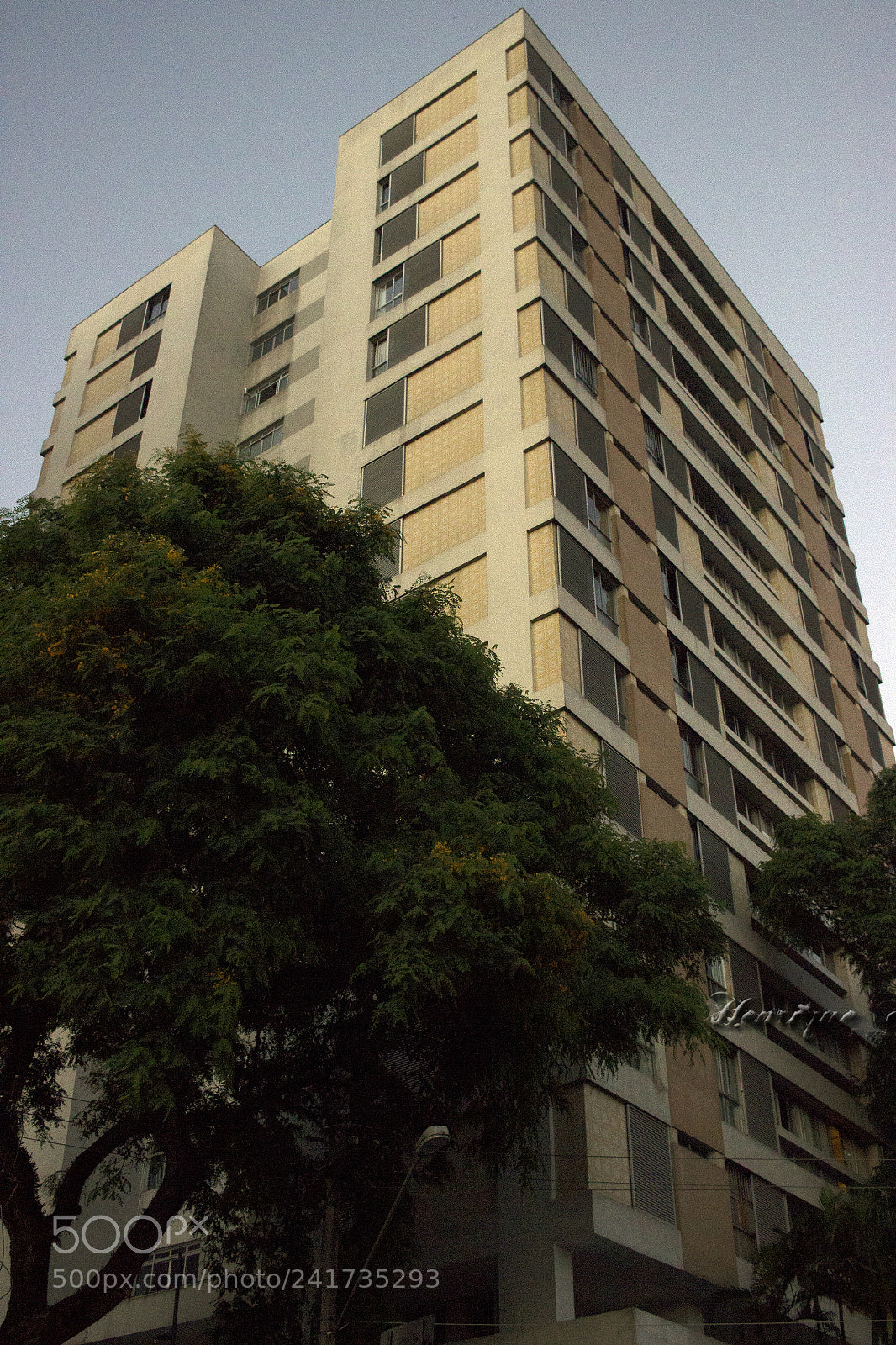 Canon EOS 600D (Rebel EOS T3i / EOS Kiss X5) sample photo. Cidade photography