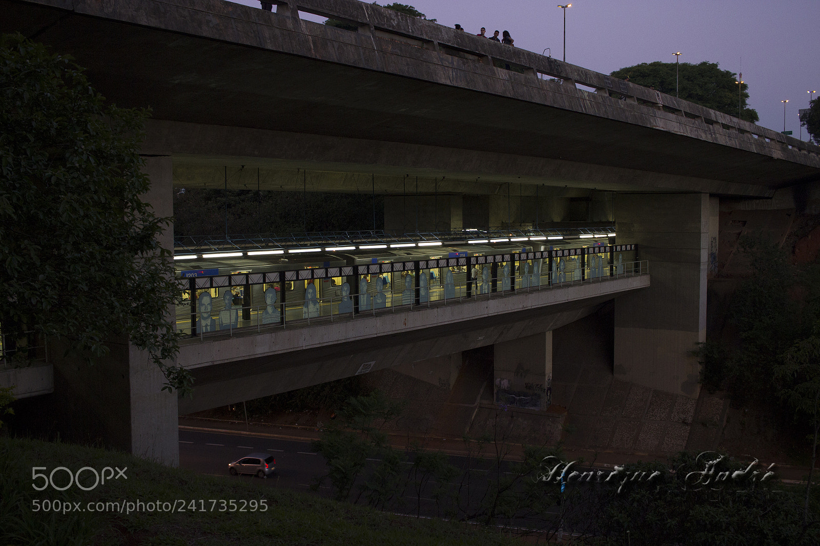 Canon EOS 600D (Rebel EOS T3i / EOS Kiss X5) sample photo. Cidade photography