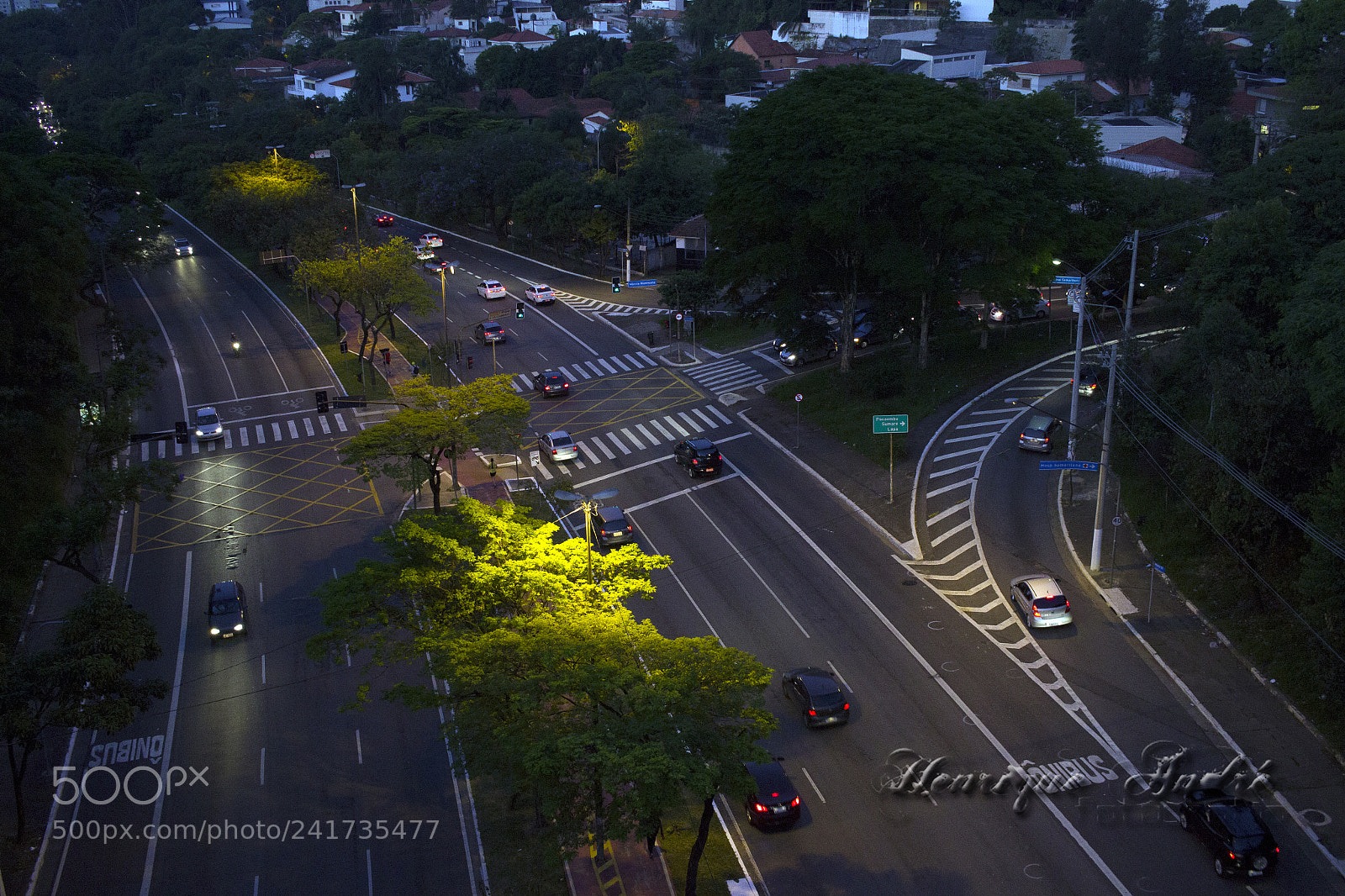 Canon EOS 600D (Rebel EOS T3i / EOS Kiss X5) sample photo. Cidade photography