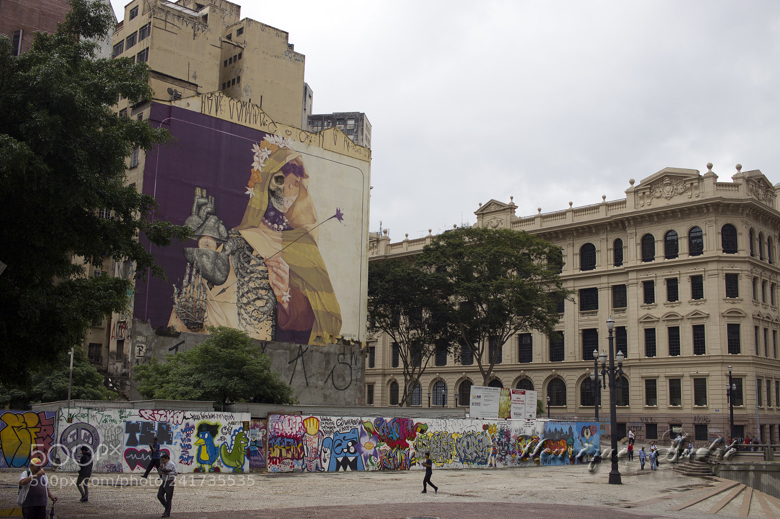 Canon EOS 600D (Rebel EOS T3i / EOS Kiss X5) sample photo. Cidade photography