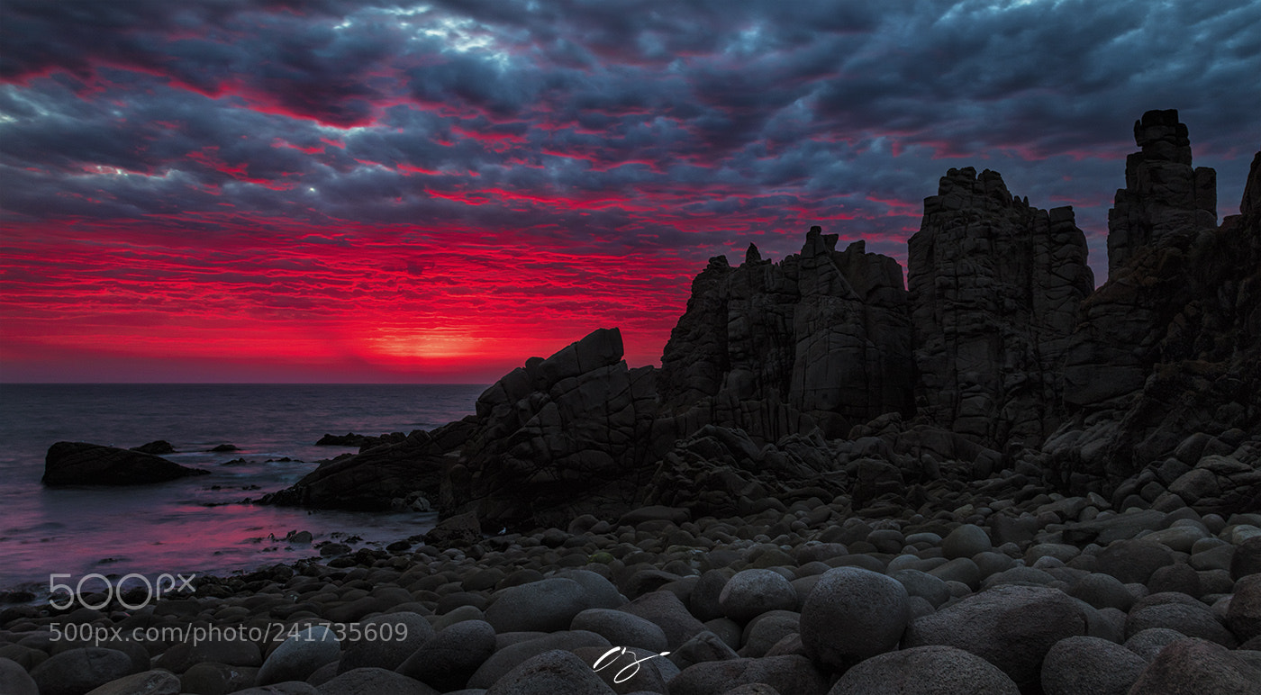 Canon EOS 5DS R sample photo. Burning pinnacles photography