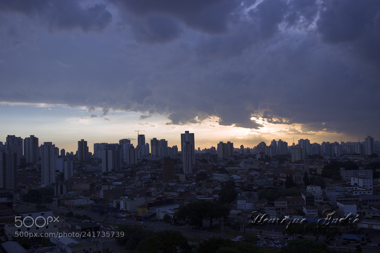 Canon EOS 600D (Rebel EOS T3i / EOS Kiss X5) sample photo. Cidade photography