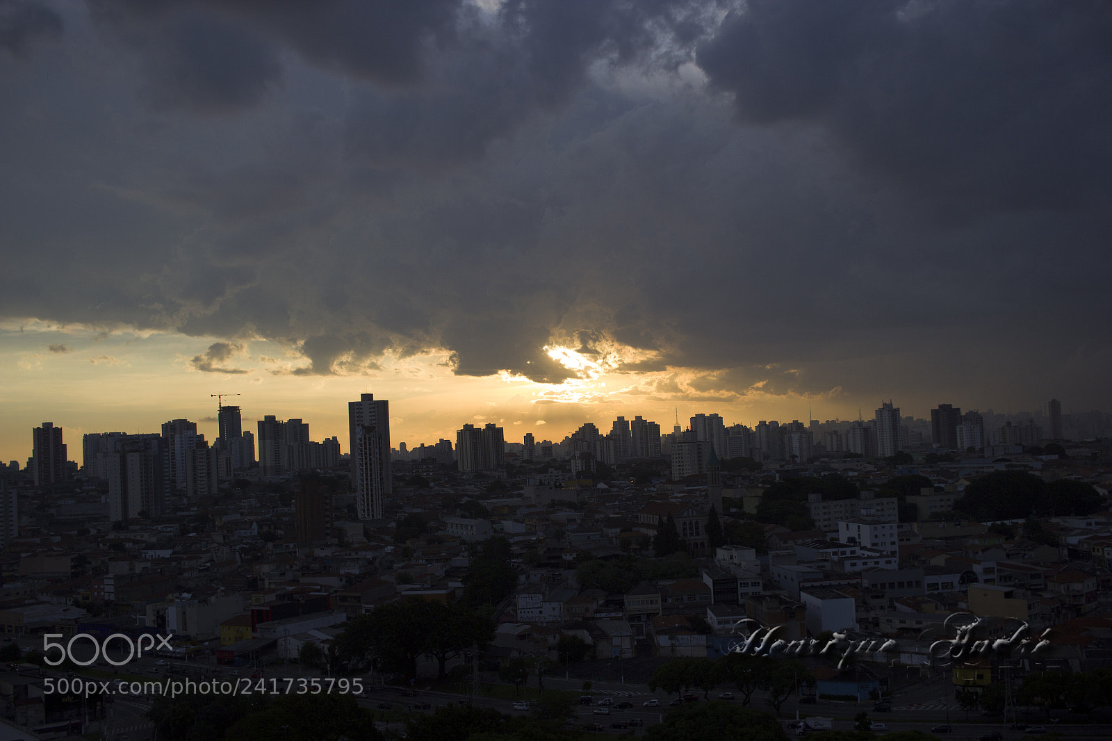 Canon EOS 600D (Rebel EOS T3i / EOS Kiss X5) sample photo. Cidade photography