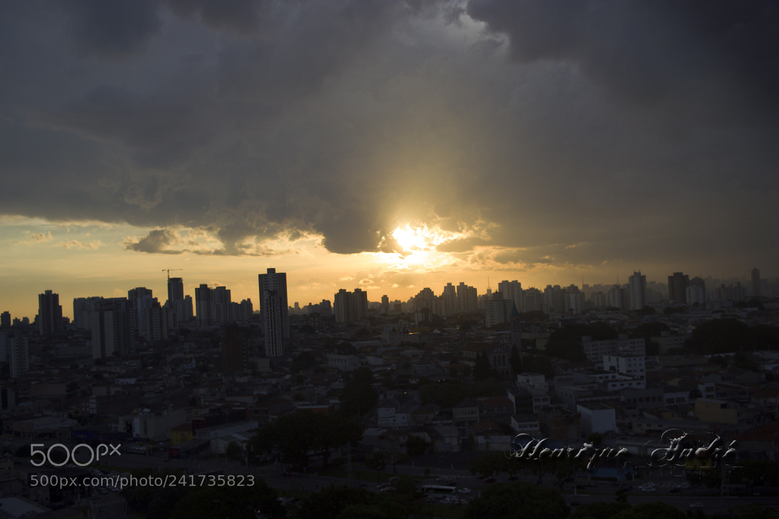 Canon EOS 600D (Rebel EOS T3i / EOS Kiss X5) sample photo. Cidade photography
