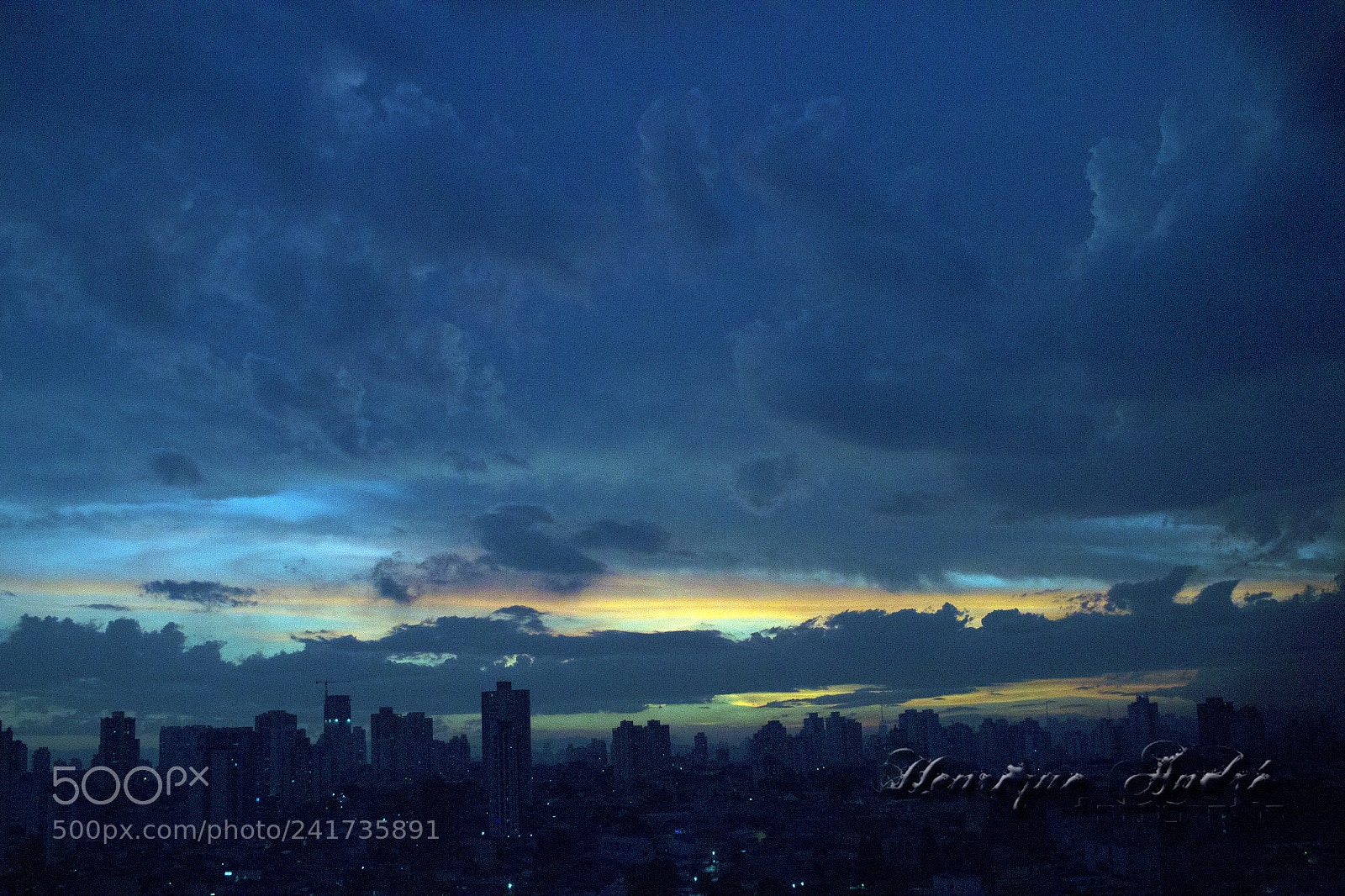 Canon EOS 600D (Rebel EOS T3i / EOS Kiss X5) sample photo. Cidade photography