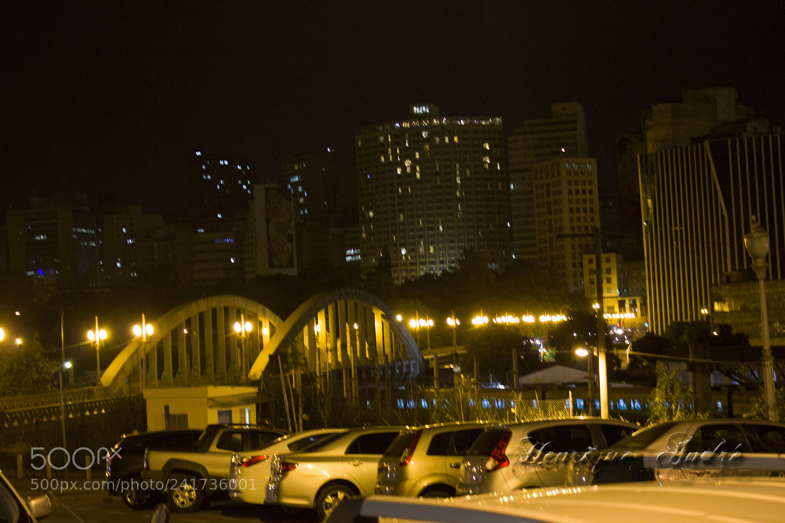 Canon EOS 600D (Rebel EOS T3i / EOS Kiss X5) sample photo. Cidade photography