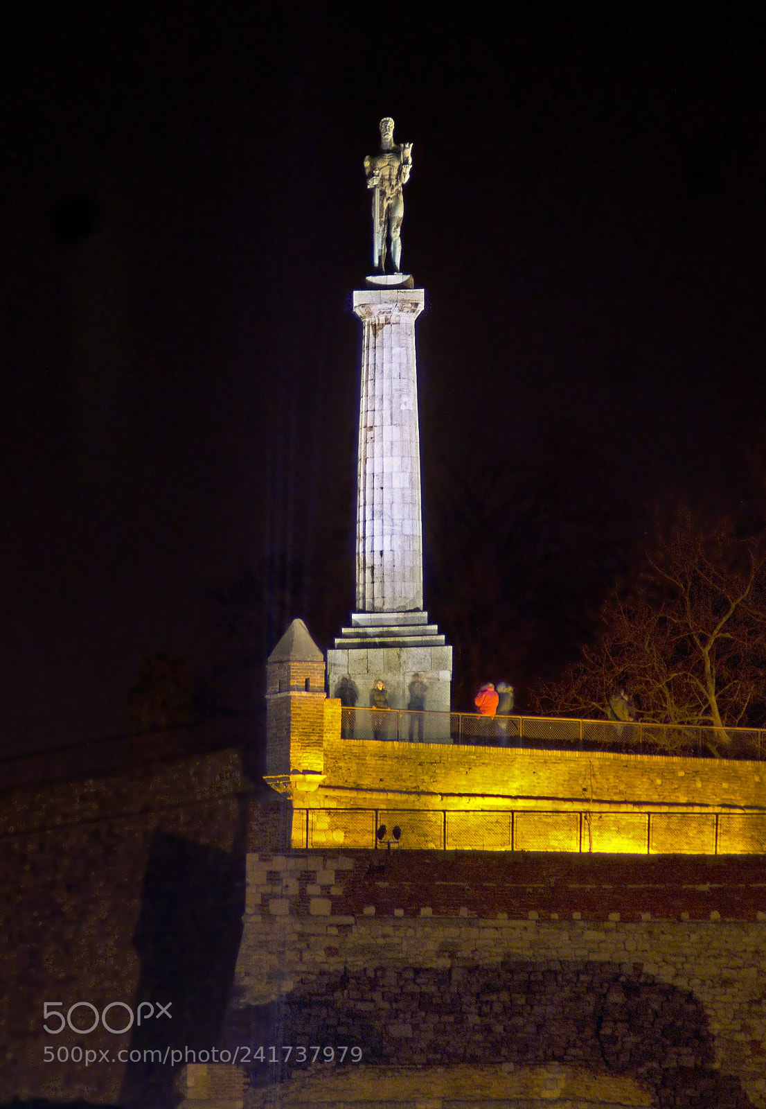 Sony SLT-A33 sample photo. Monument statue photography