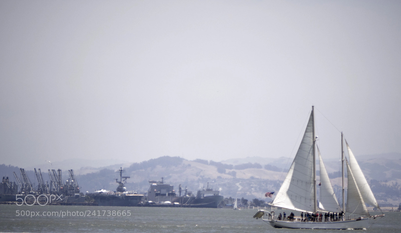 Olympus OM-D E-M10 sample photo. Sailboat at the bay photography