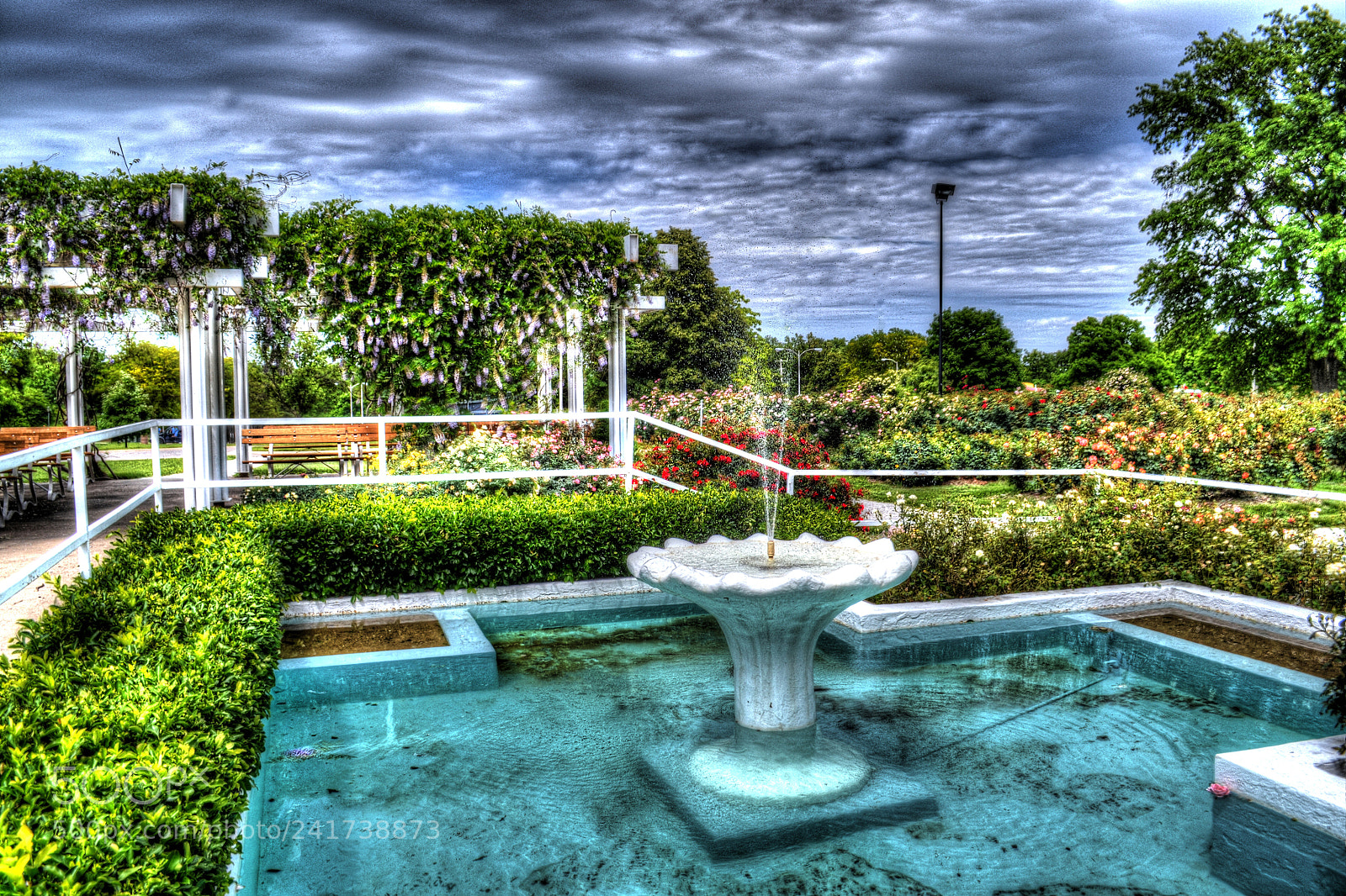 Nikon D3100 sample photo. Fountain photography