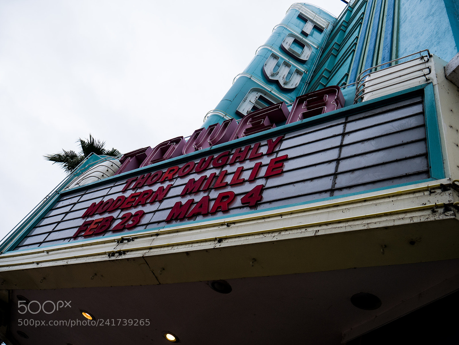 Panasonic Lumix DMC-G7 sample photo. Tower theater photography