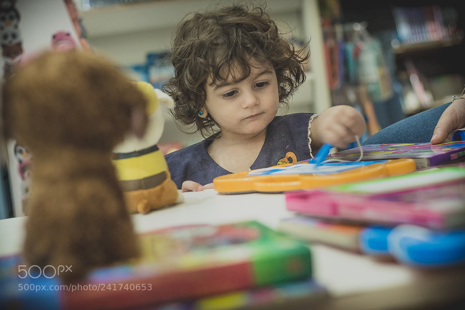Canon EOS 700D (EOS Rebel T5i / EOS Kiss X7i) sample photo. Child at school photography