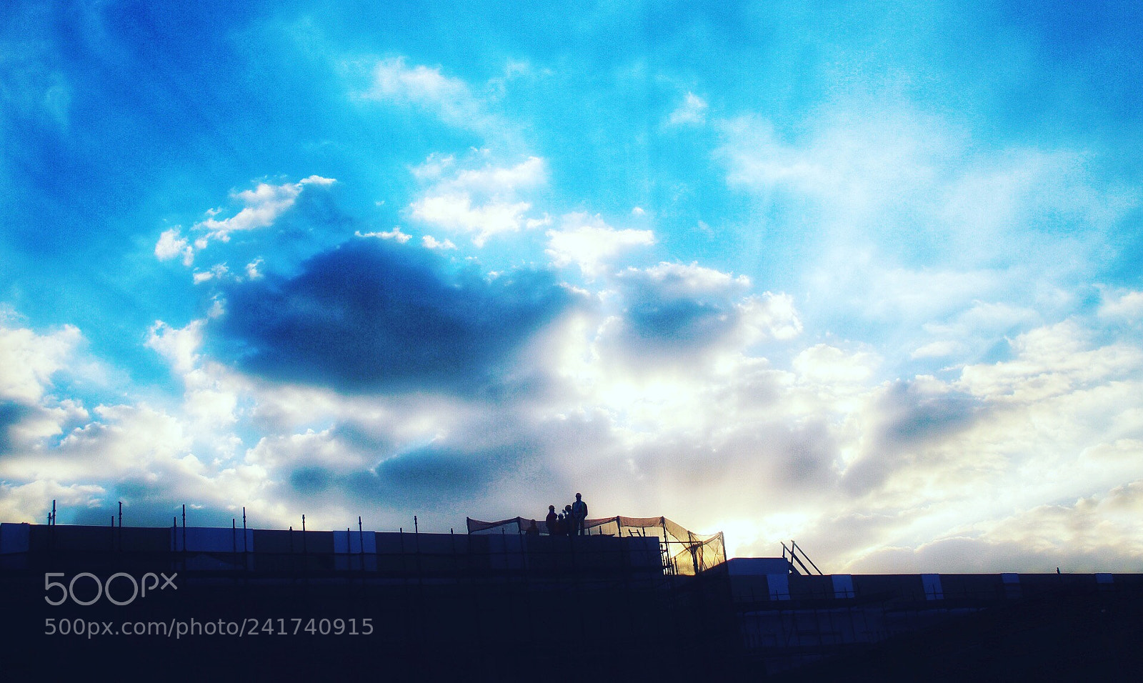 Canon EOS 1300D (EOS Rebel T6 / EOS Kiss X80) sample photo. Iphonephotography awesomeweather morningsky burdubaicreek photography