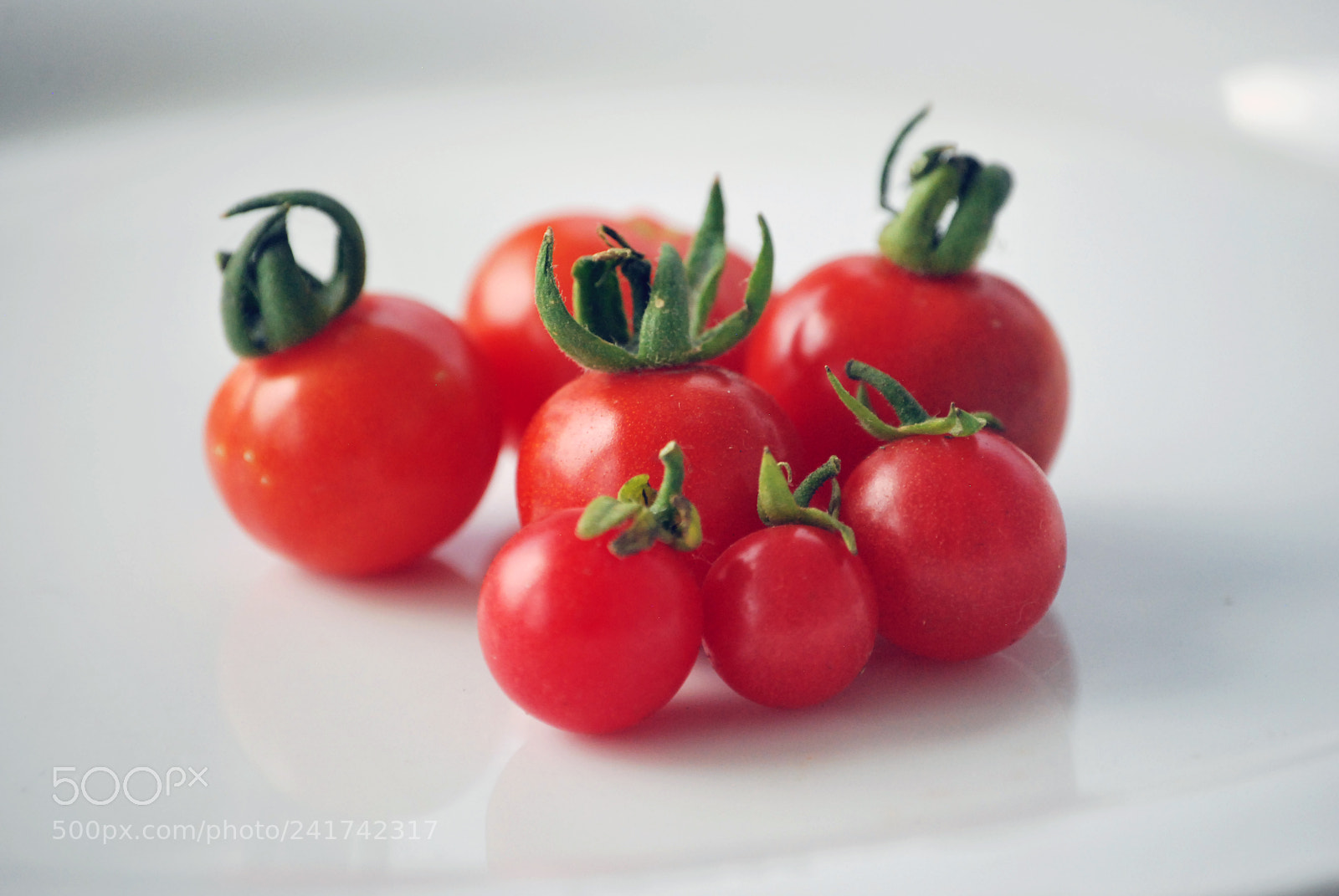Nikon D60 sample photo. Cherry tomatoes photography