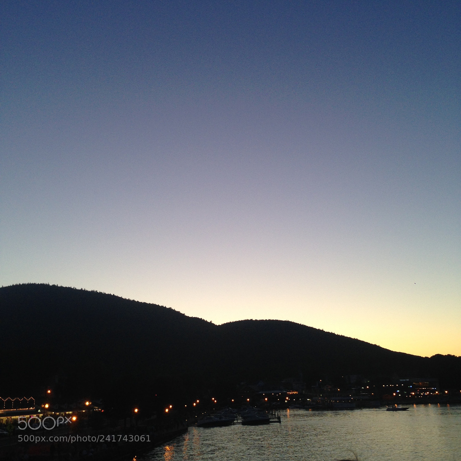 Apple iPhone 5 sample photo. Img photography