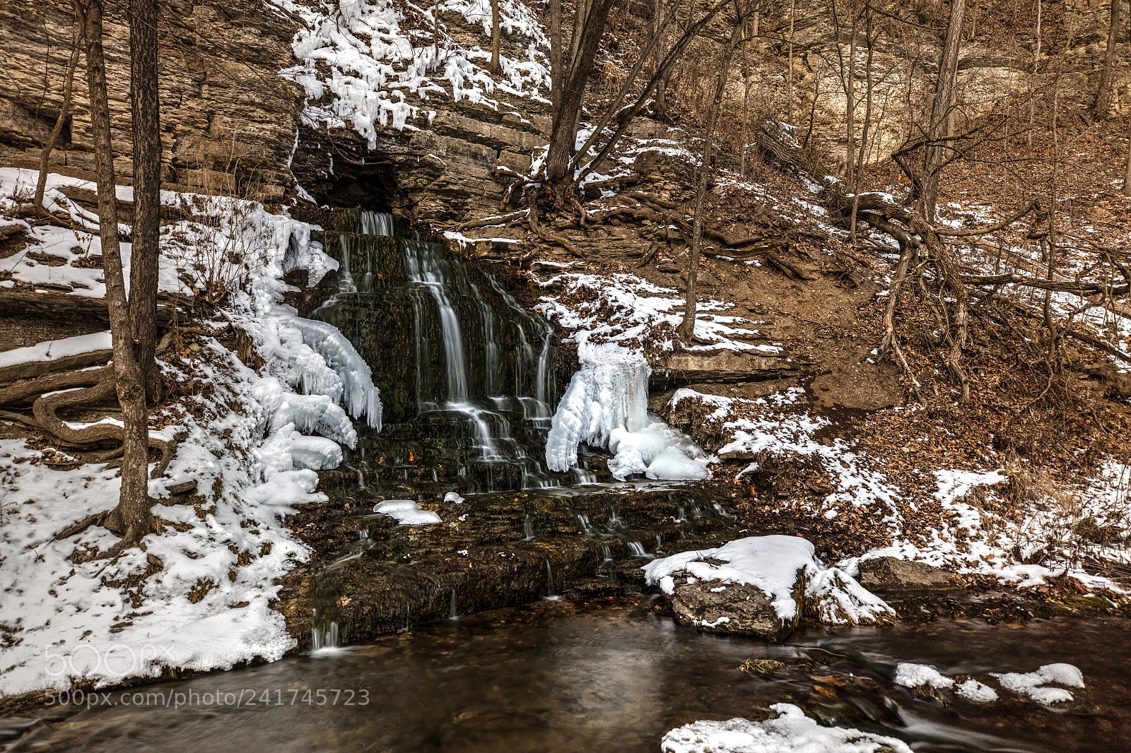 Canon EOS 5DS R sample photo. Beulah falls in winter photography