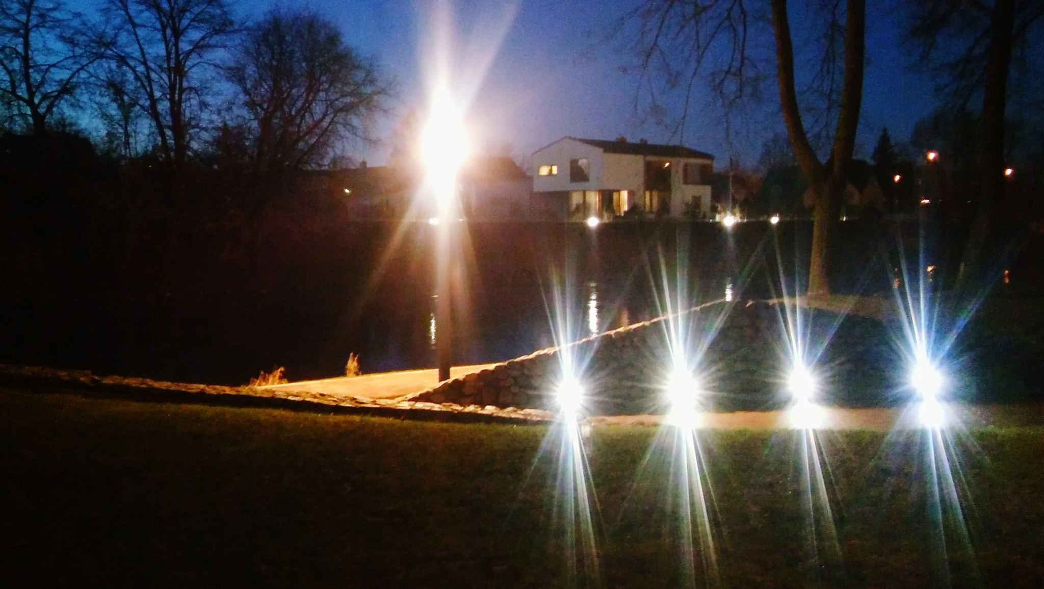 LG SPIRIT 4G LTE sample photo. Evening lights photography