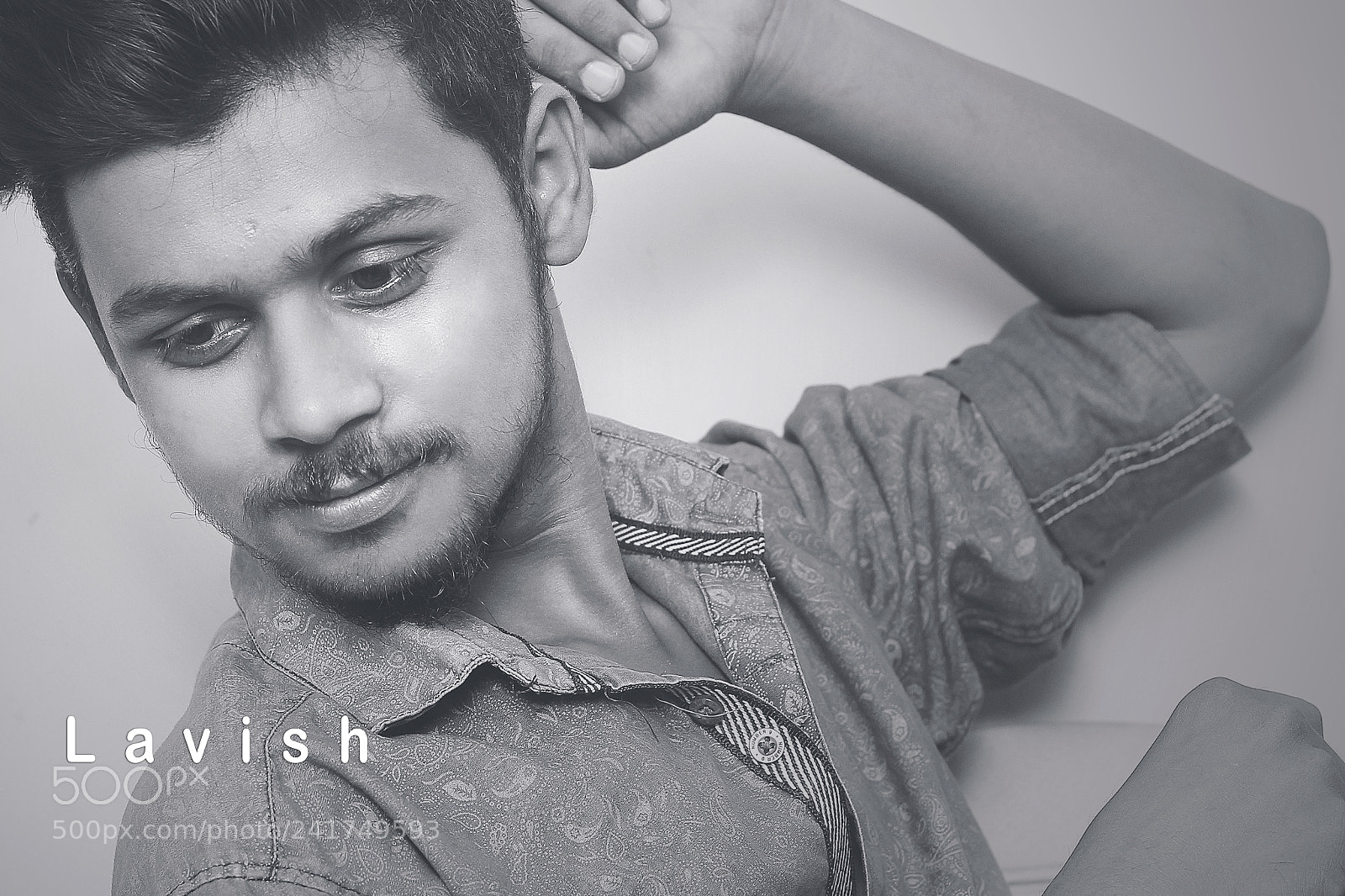 Canon EOS 650D (EOS Rebel T4i / EOS Kiss X6i) sample photo. Posing photography