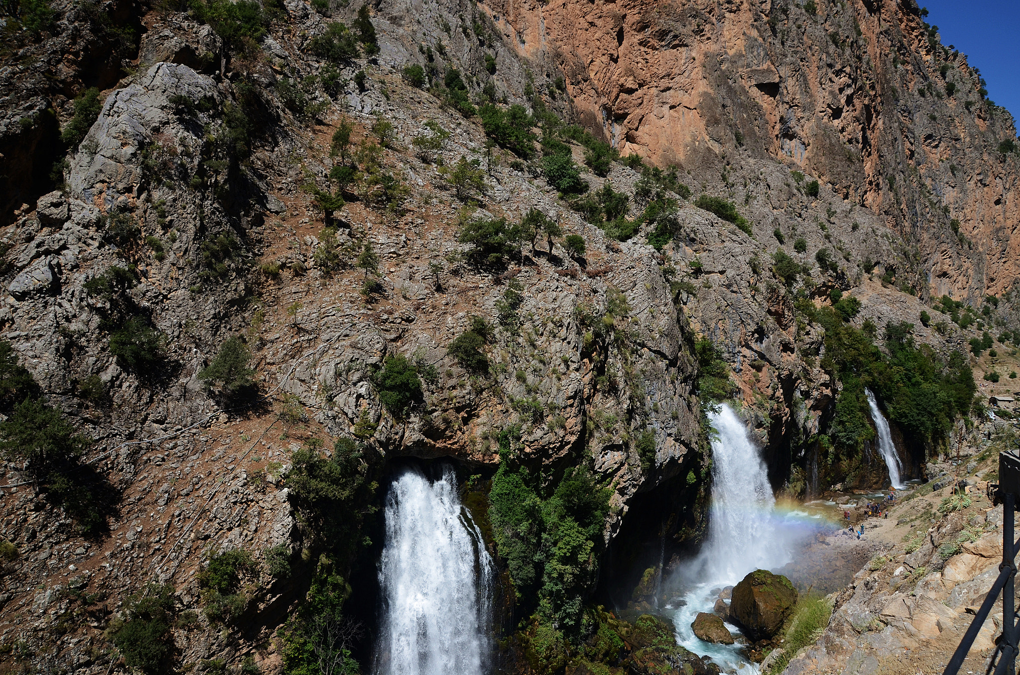 Nikon D5100 + Sigma 18-250mm F3.5-6.3 DC Macro OS HSM sample photo. Kapuzbaşı waterfall photography