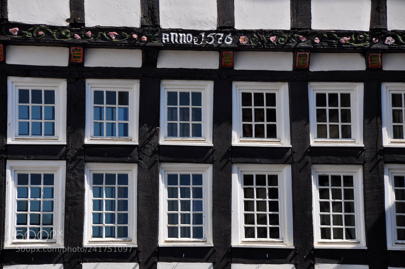Nikon D90 sample photo. Facade of half-timbered house photography