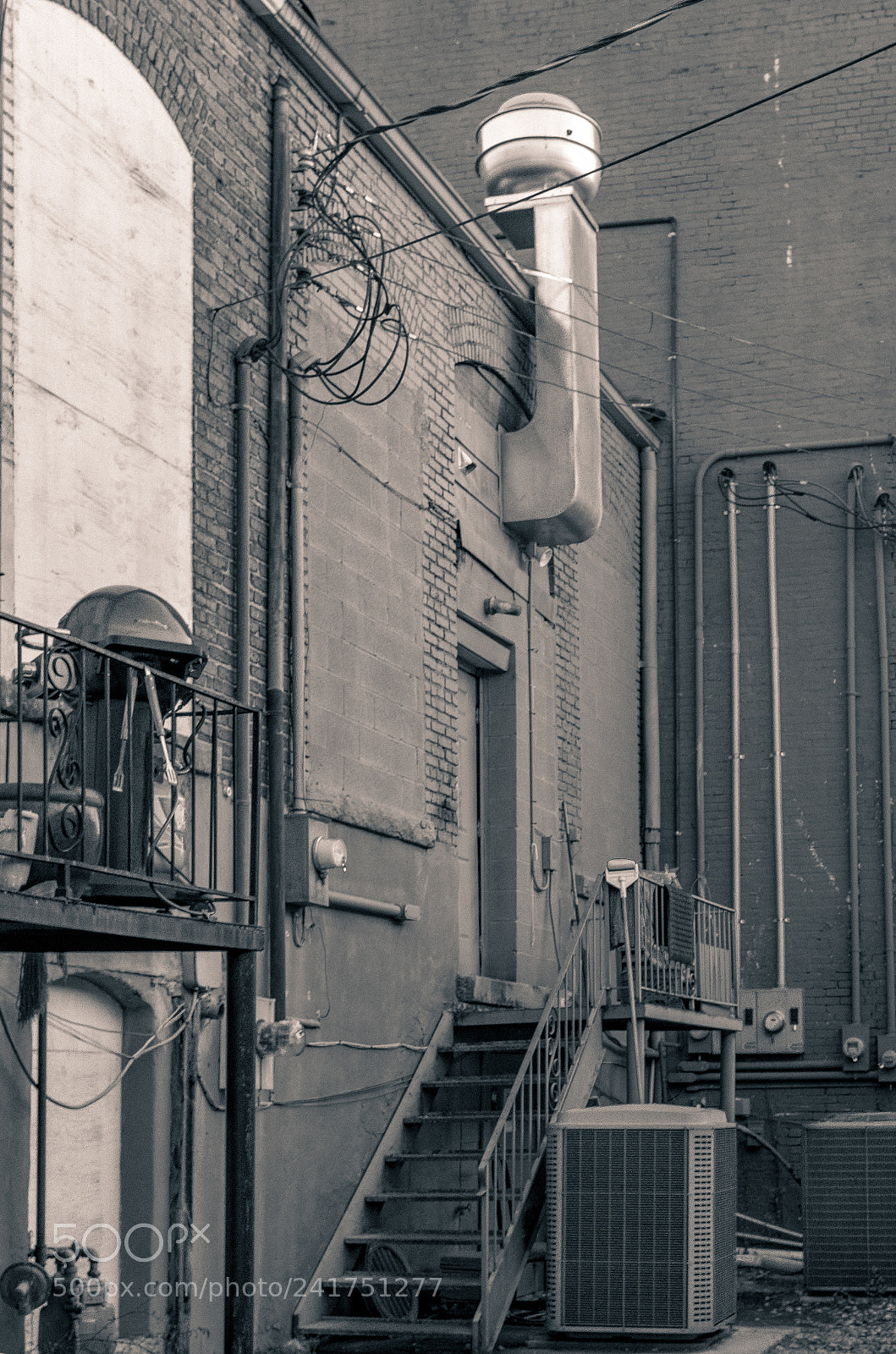Pentax K-5 sample photo. Small town back alley photography