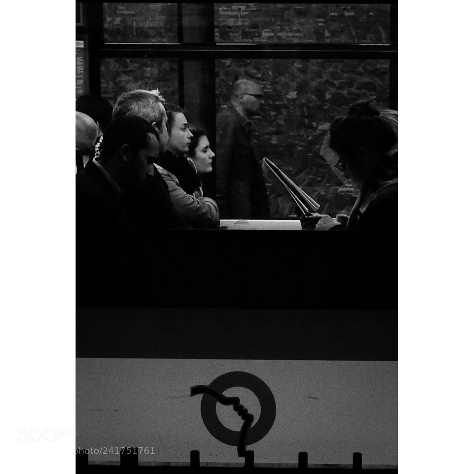 Fujifilm X-T2 sample photo. Metro.. photography