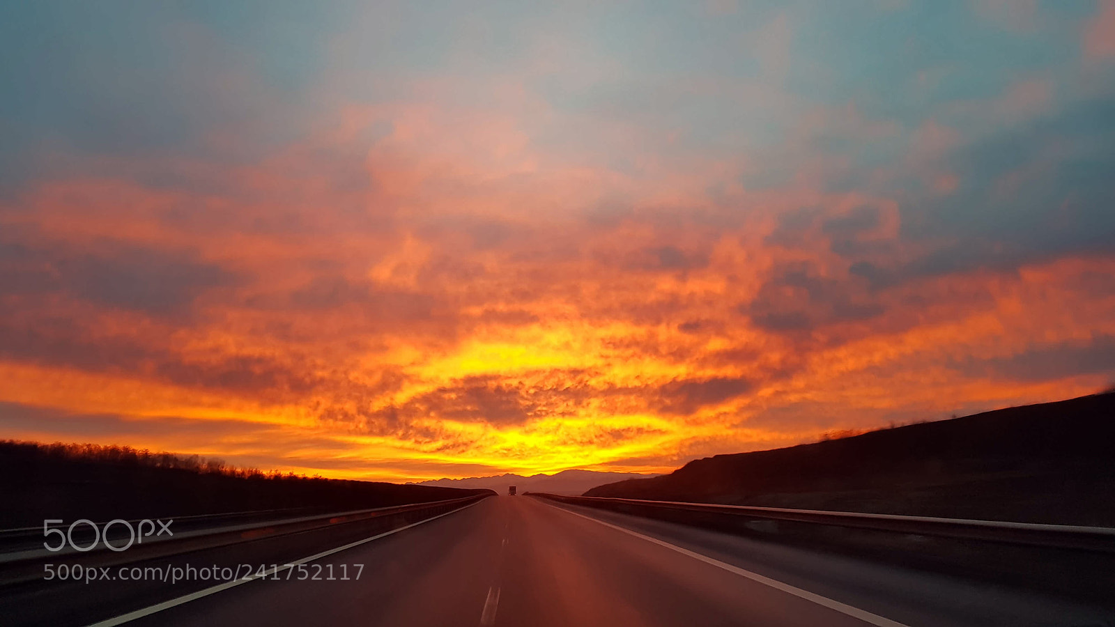 Samsung Galaxy S8+ sample photo. Sunrise photography