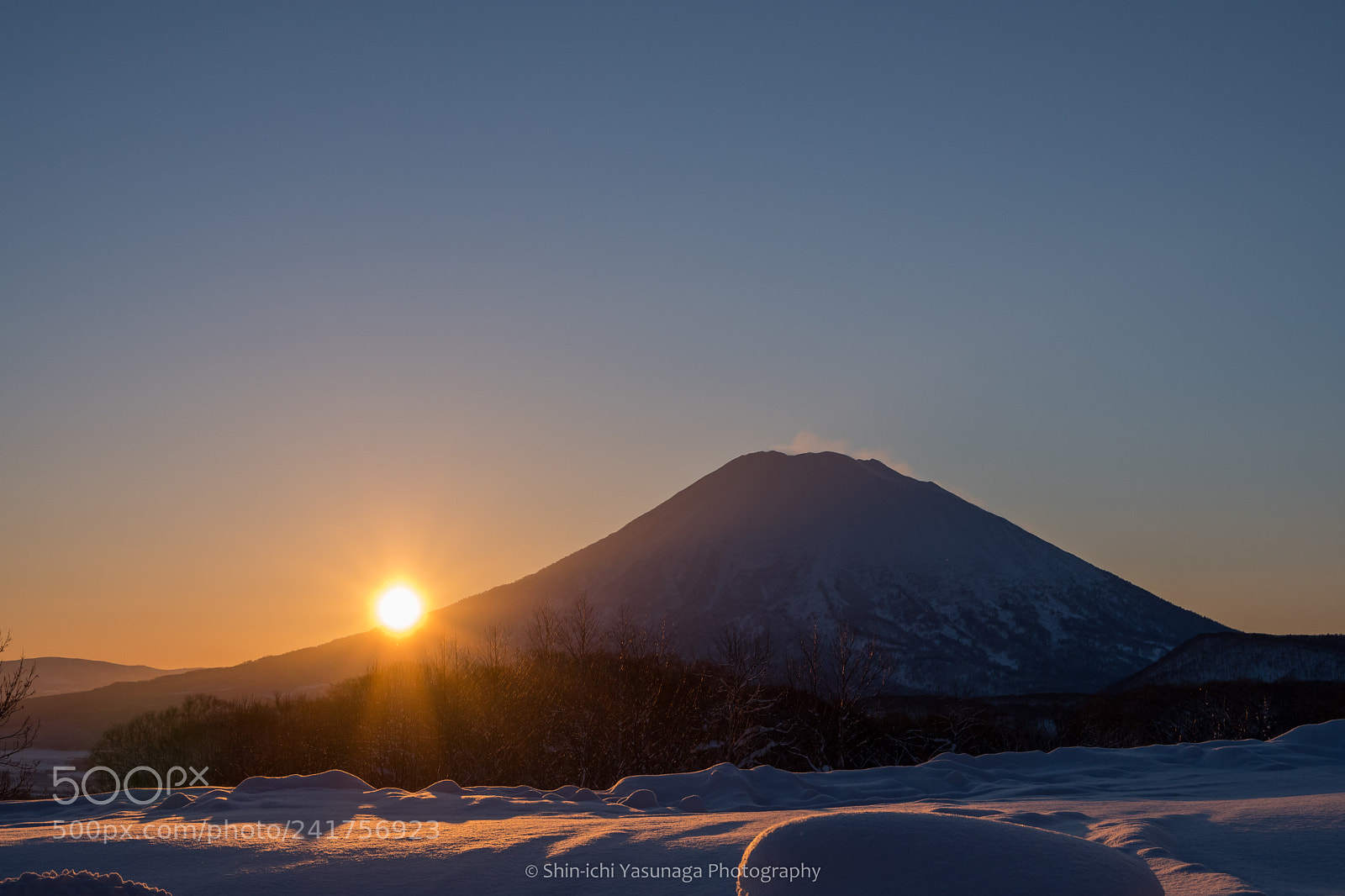 Pentax K-70 sample photo. Sunrise mountain photography