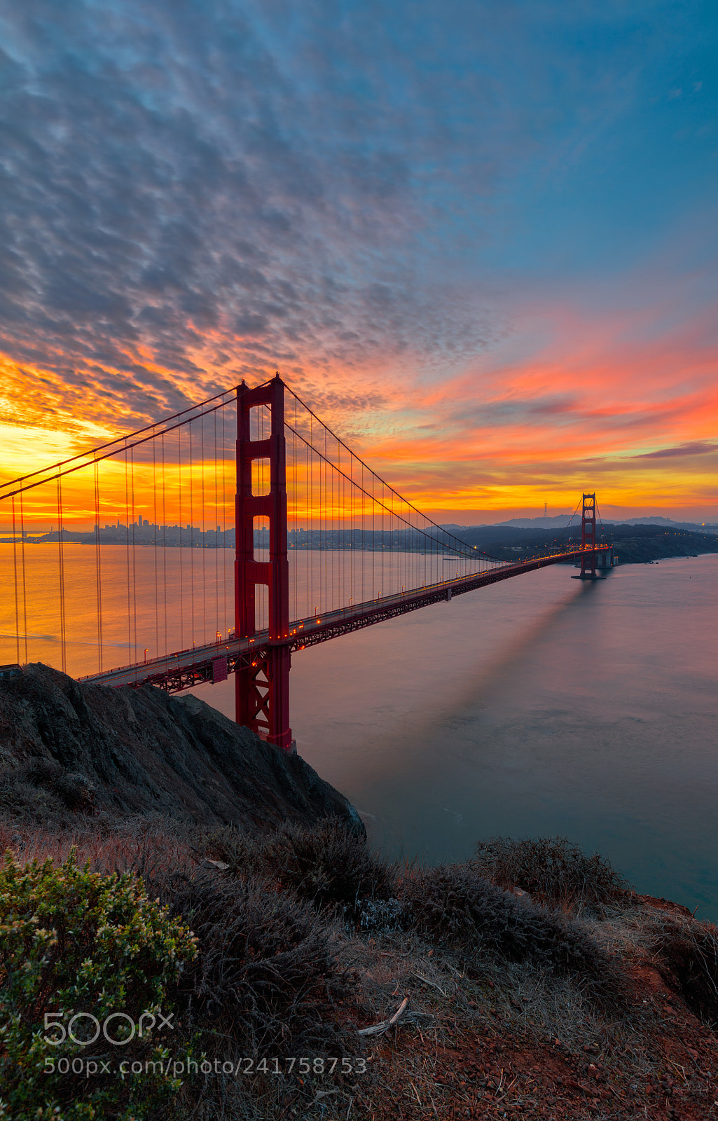 Canon EOS 5DS R sample photo. A colorful morning. photography