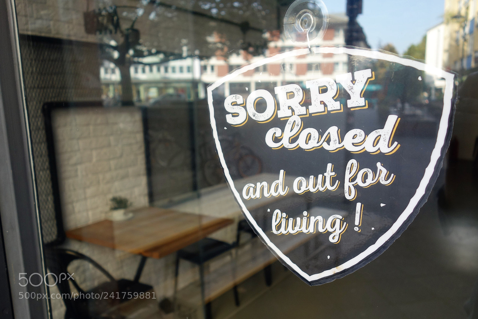 Sony Cyber-shot DSC-RX100 sample photo. Sorry closed sign photography