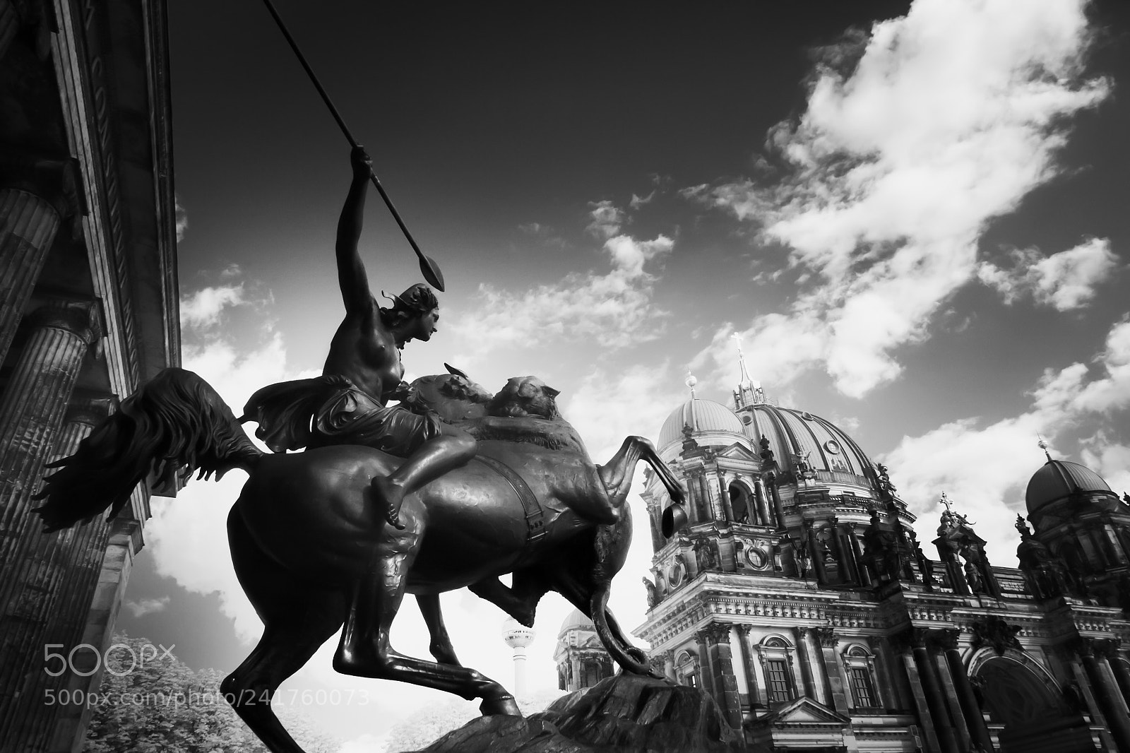 Canon EOS 5D sample photo. The dom and the photography