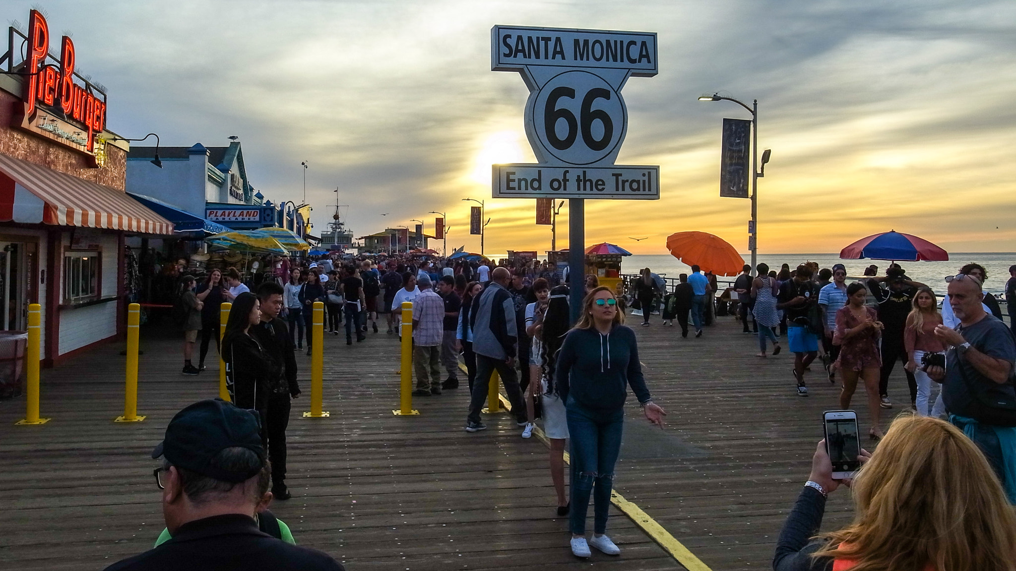 Ricoh GR DIGITAL 4 sample photo. Santa monica pier tourists photography