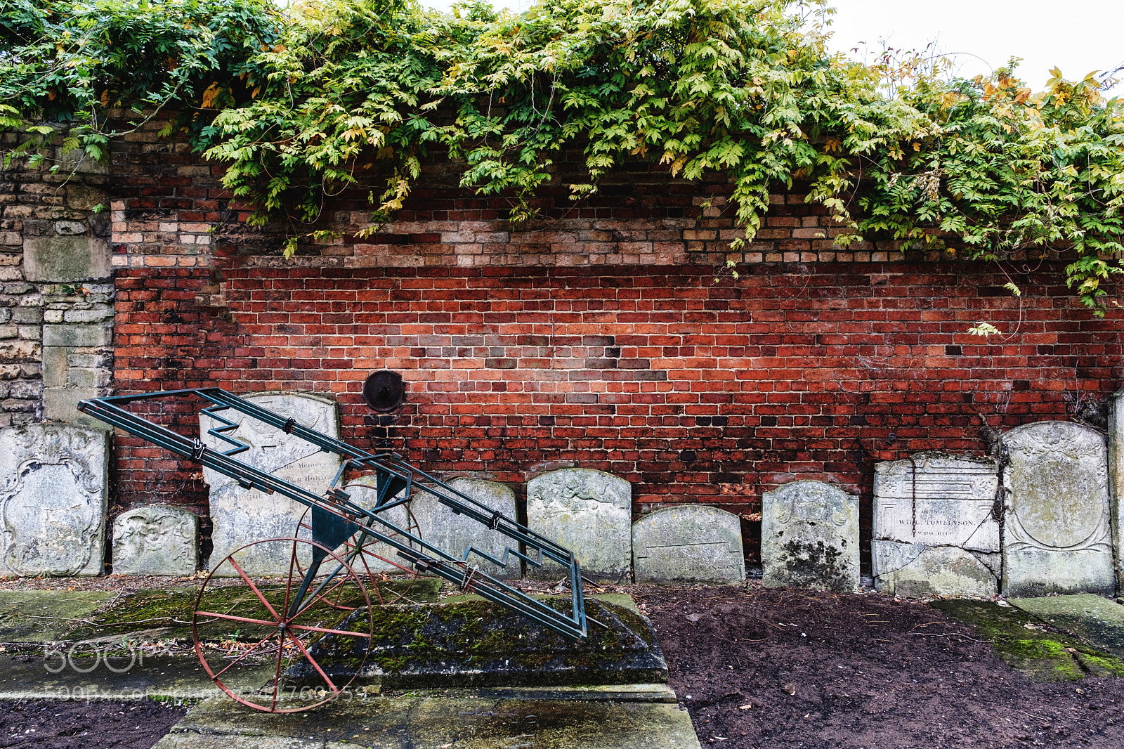 Fujifilm X-T2 sample photo. Cemetery photography