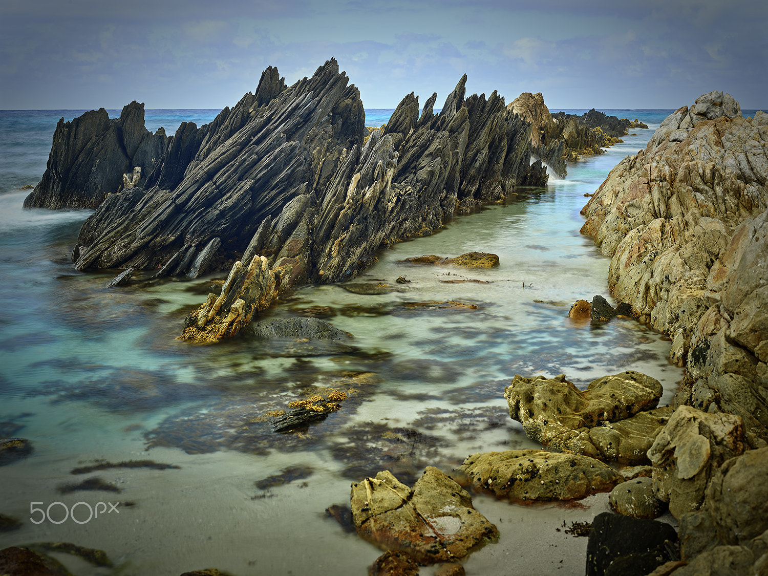 Phase One IQ3 100MP sample photo. Ho hammersely rocks pass photography