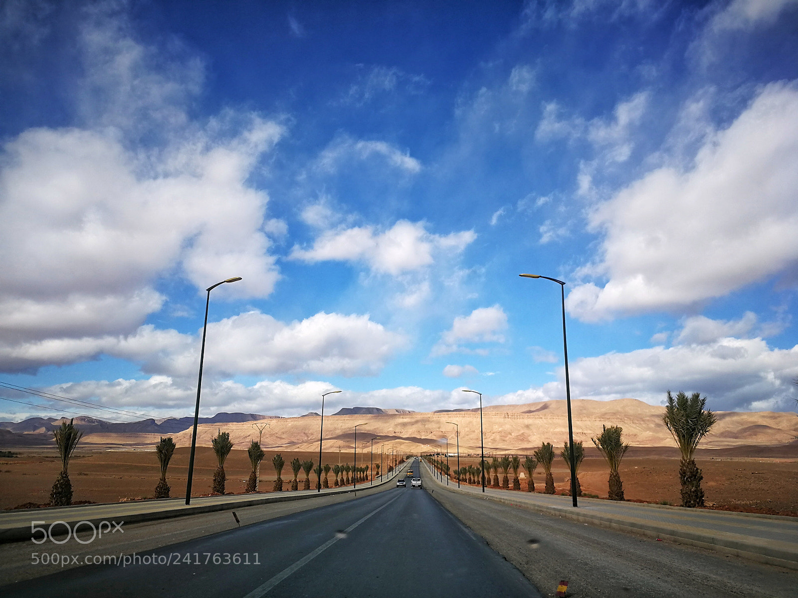 HUAWEI P10 sample photo. On the way photography