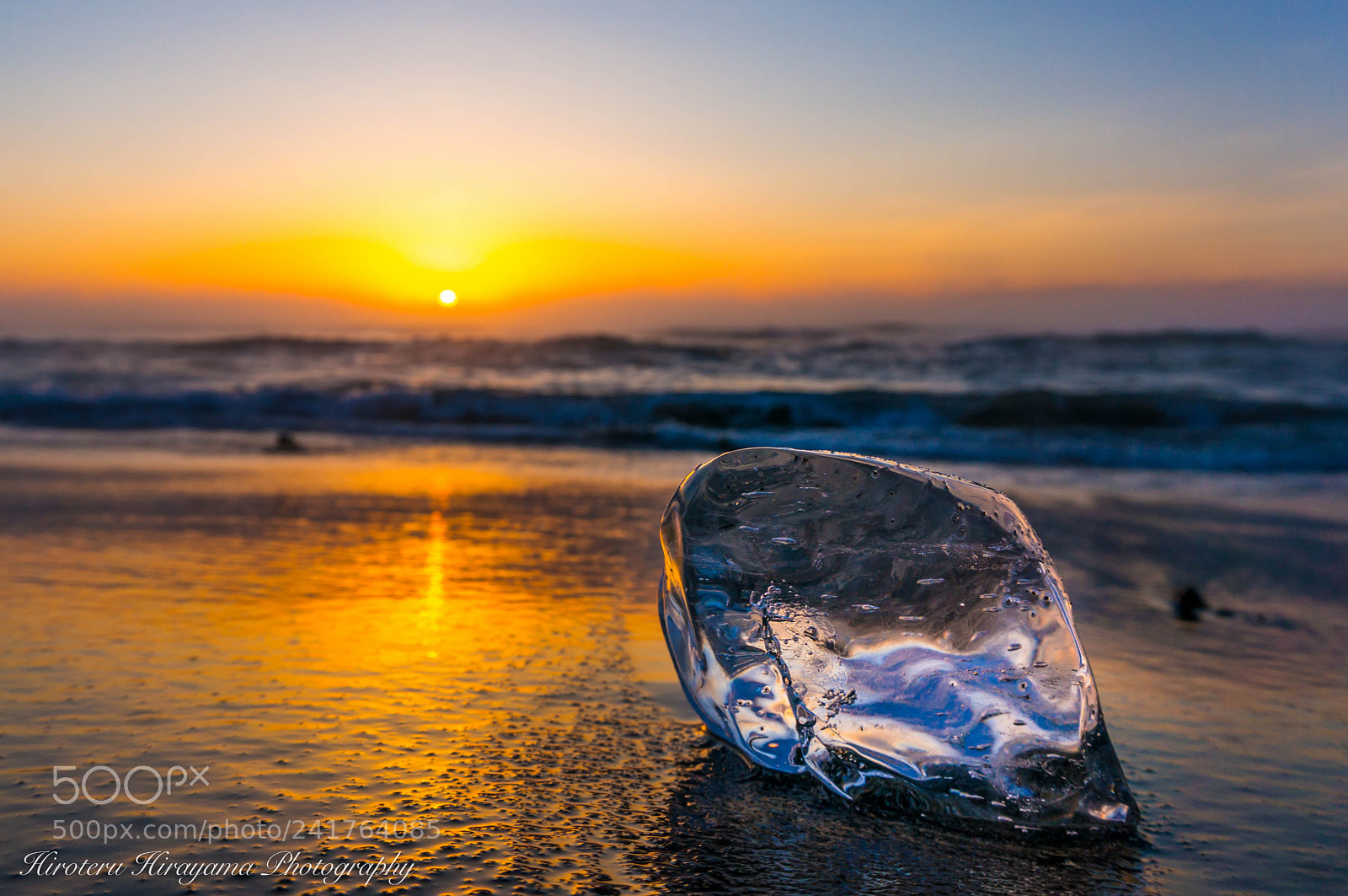 Sony Alpha NEX-5T sample photo. Jewelry on beach photography