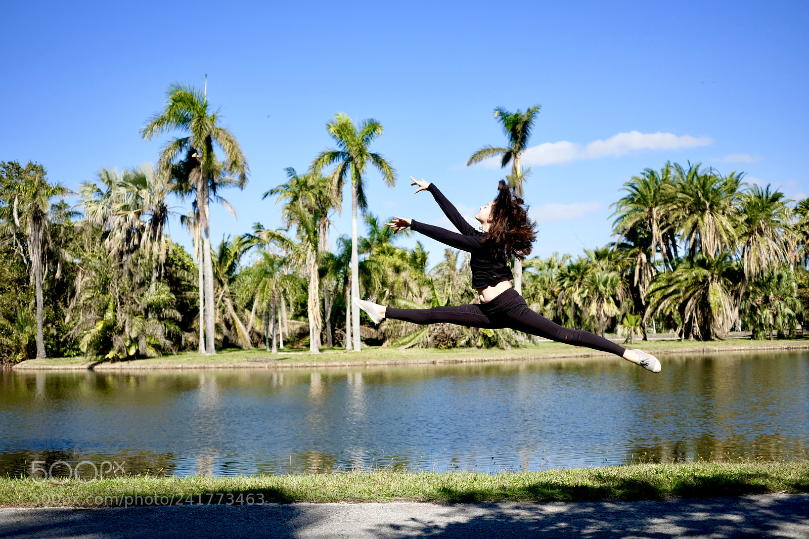 Fujifilm X-T20 sample photo. Jump photography