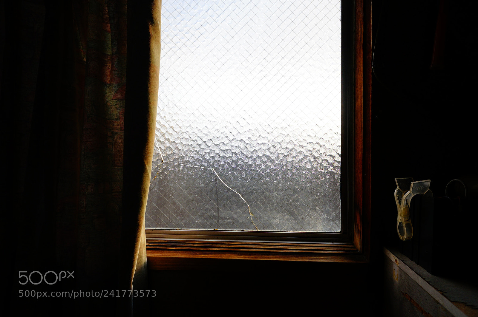 Sony Alpha NEX-5T sample photo. At window photography