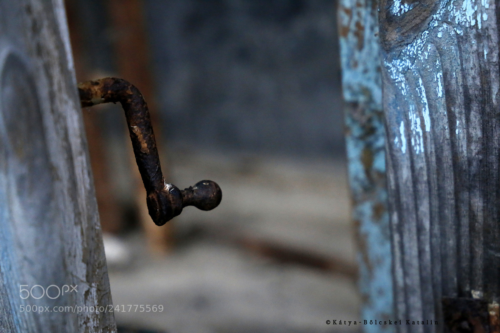 Canon EF 24-105mm F3.5-5.6 IS STM sample photo. Part of window photography