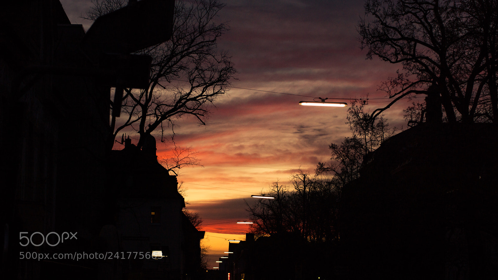 Sony SLT-A65 (SLT-A65V) sample photo. Sundown in the town photography