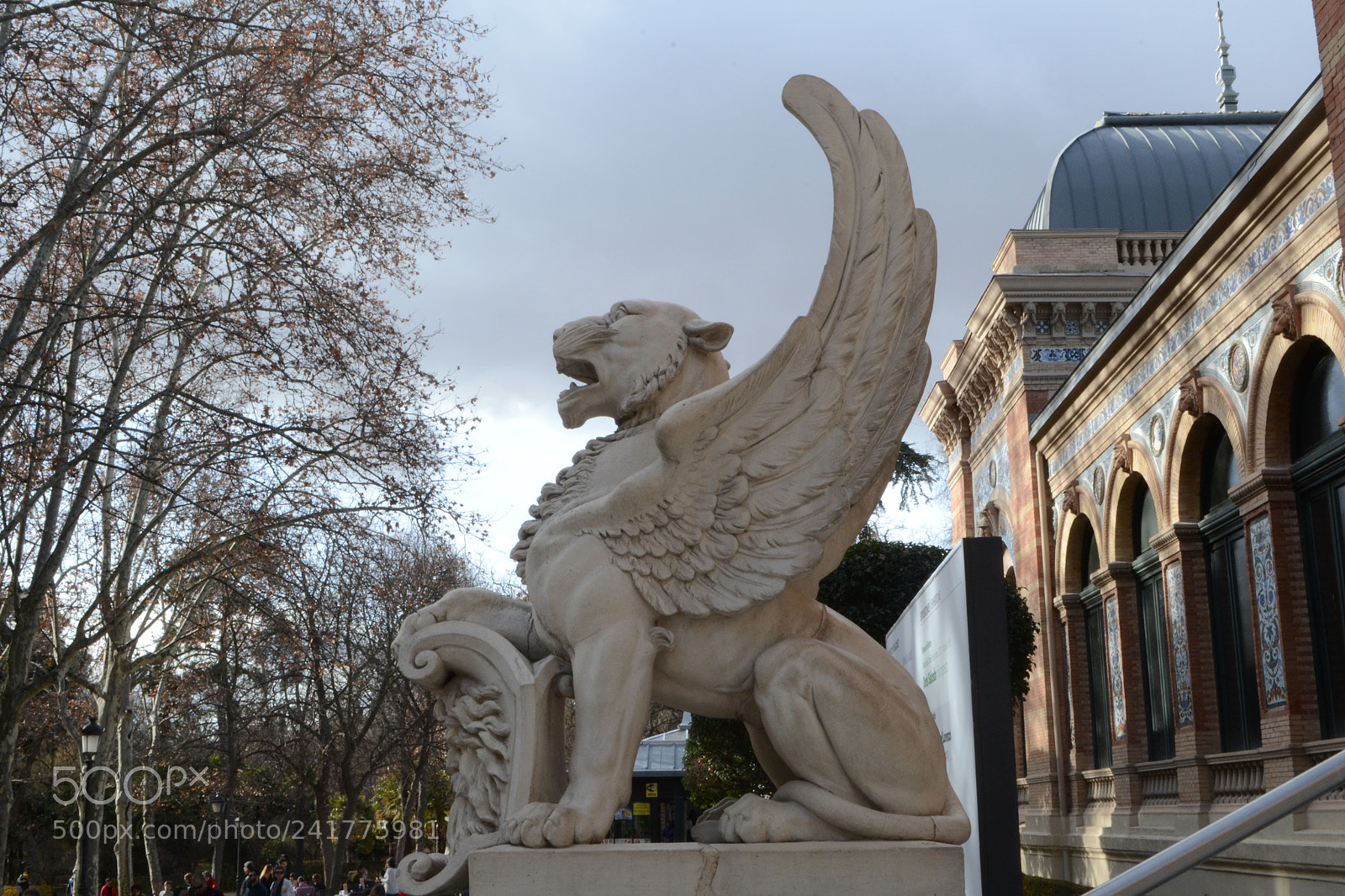 Nikon D3100 sample photo. Guardian of the palace photography