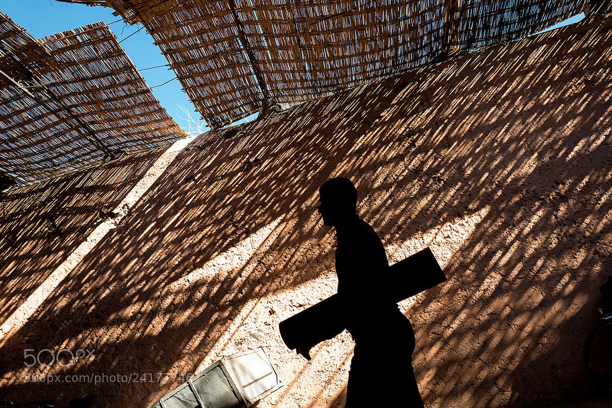 Leica Q (Typ 116) sample photo. Silhouette and shadows photography