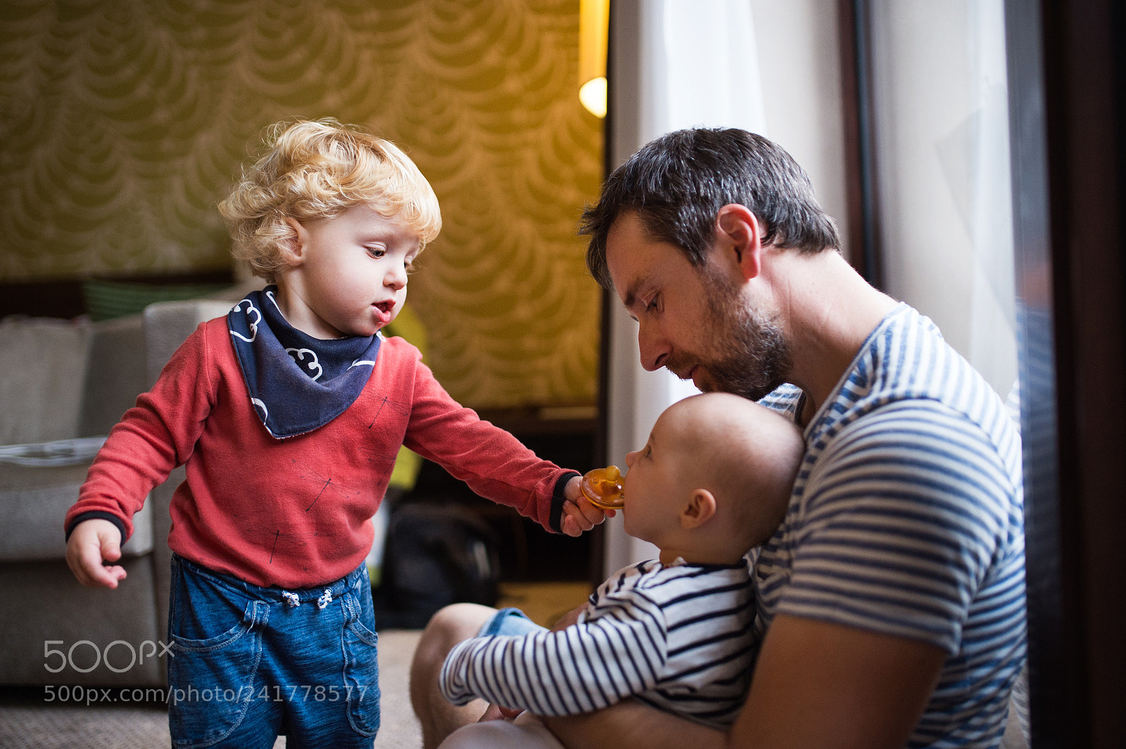Nikon D4S sample photo. Father with a toddler photography