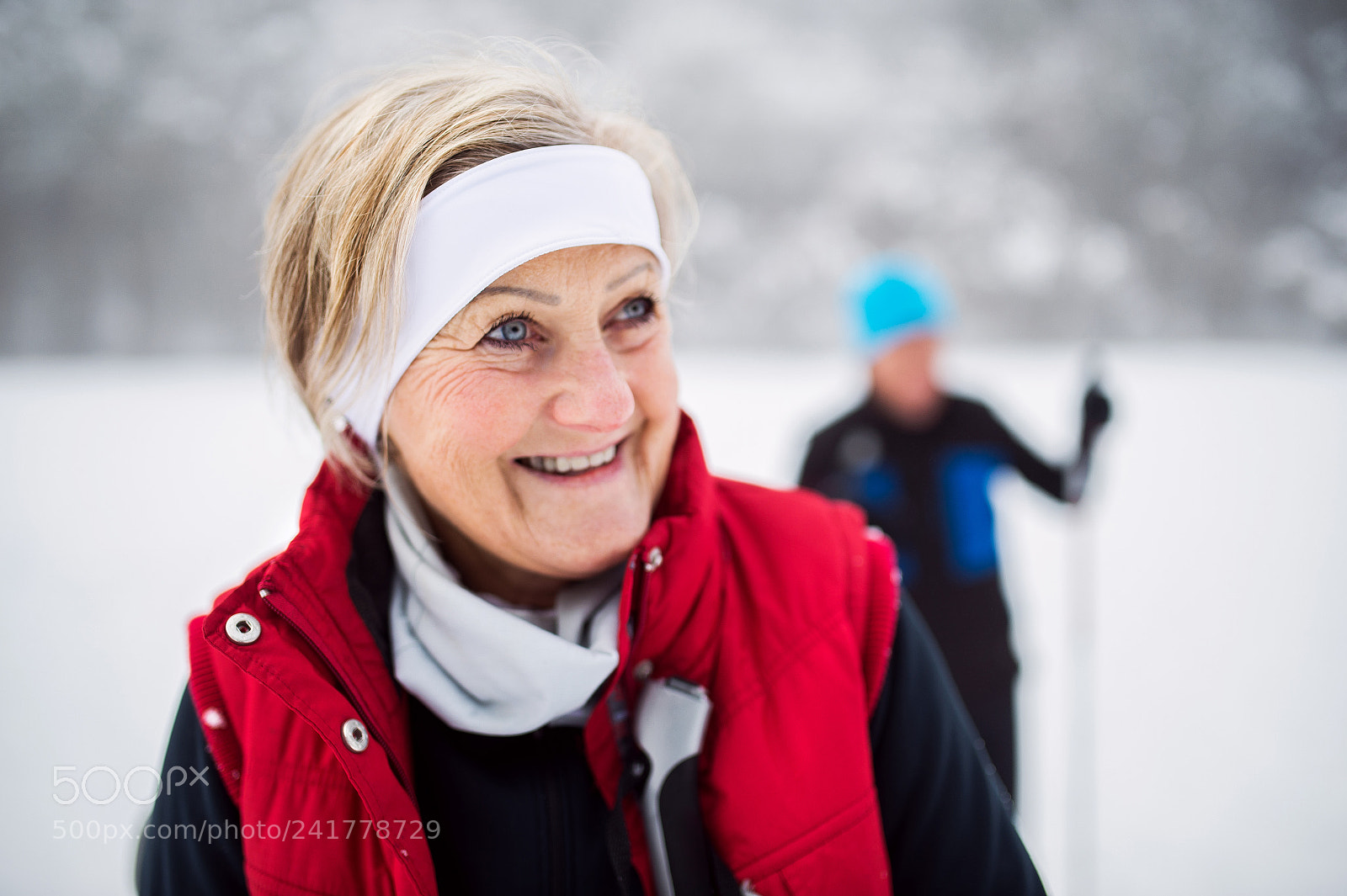 Nikon D4S sample photo. Senior couple cross-country skiing. photography