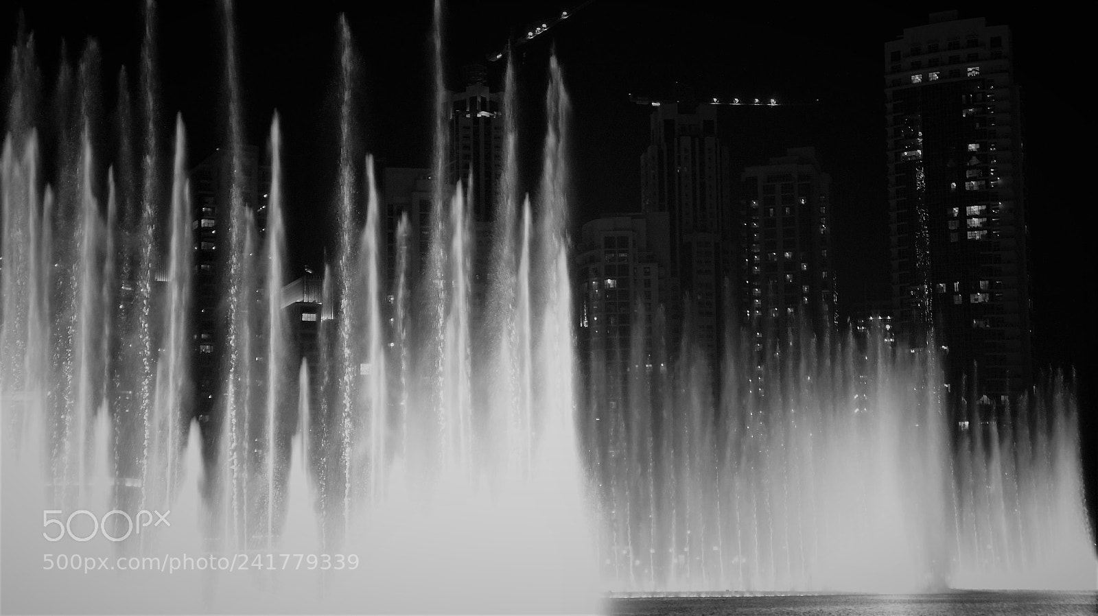 Sony Alpha NEX-5 sample photo. Fountain photography