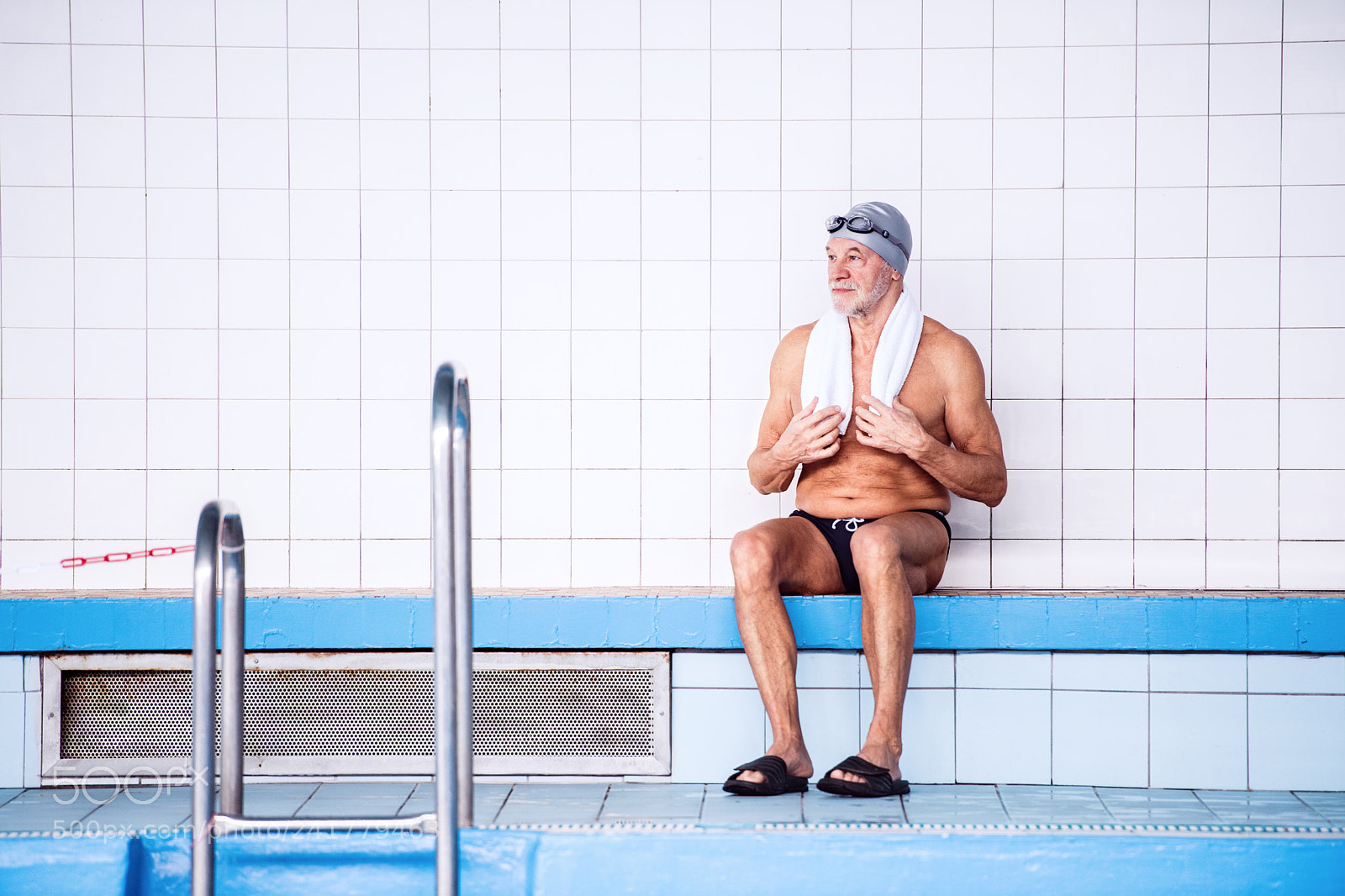 Nikon D5 sample photo. Senior man sitting by photography