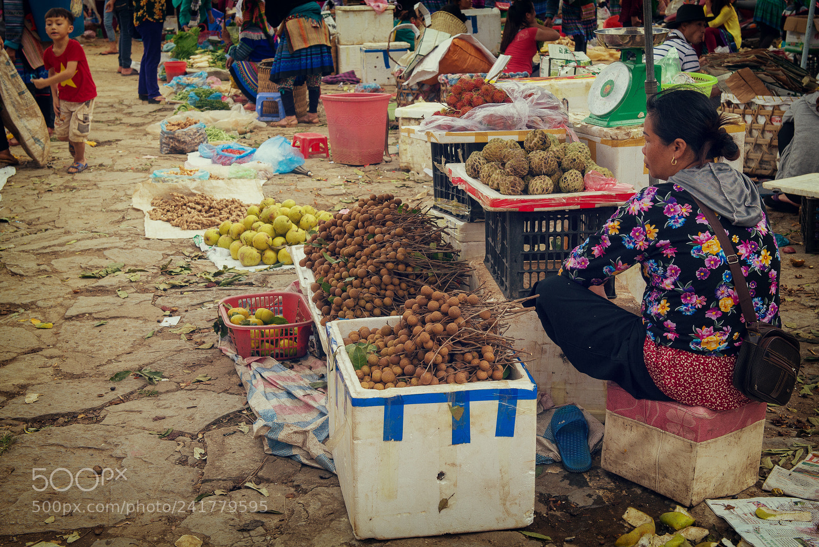Nikon D600 sample photo. Fruit vendor photography