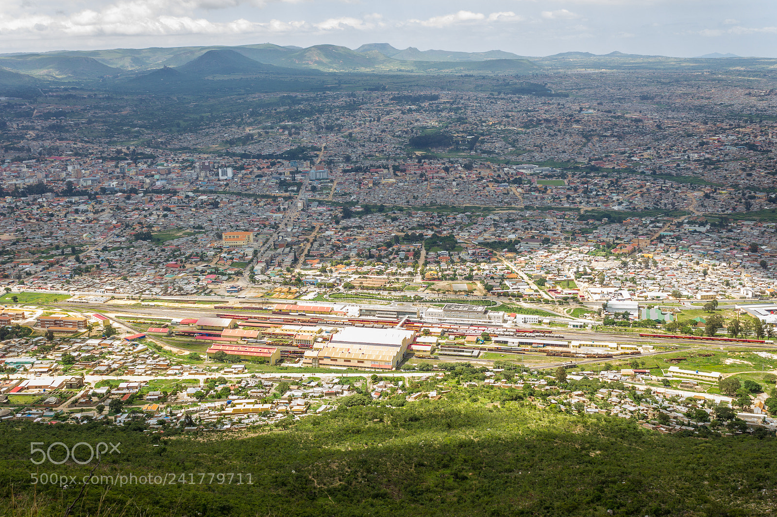Canon EOS 550D (EOS Rebel T2i / EOS Kiss X4) sample photo. Lubango city photography